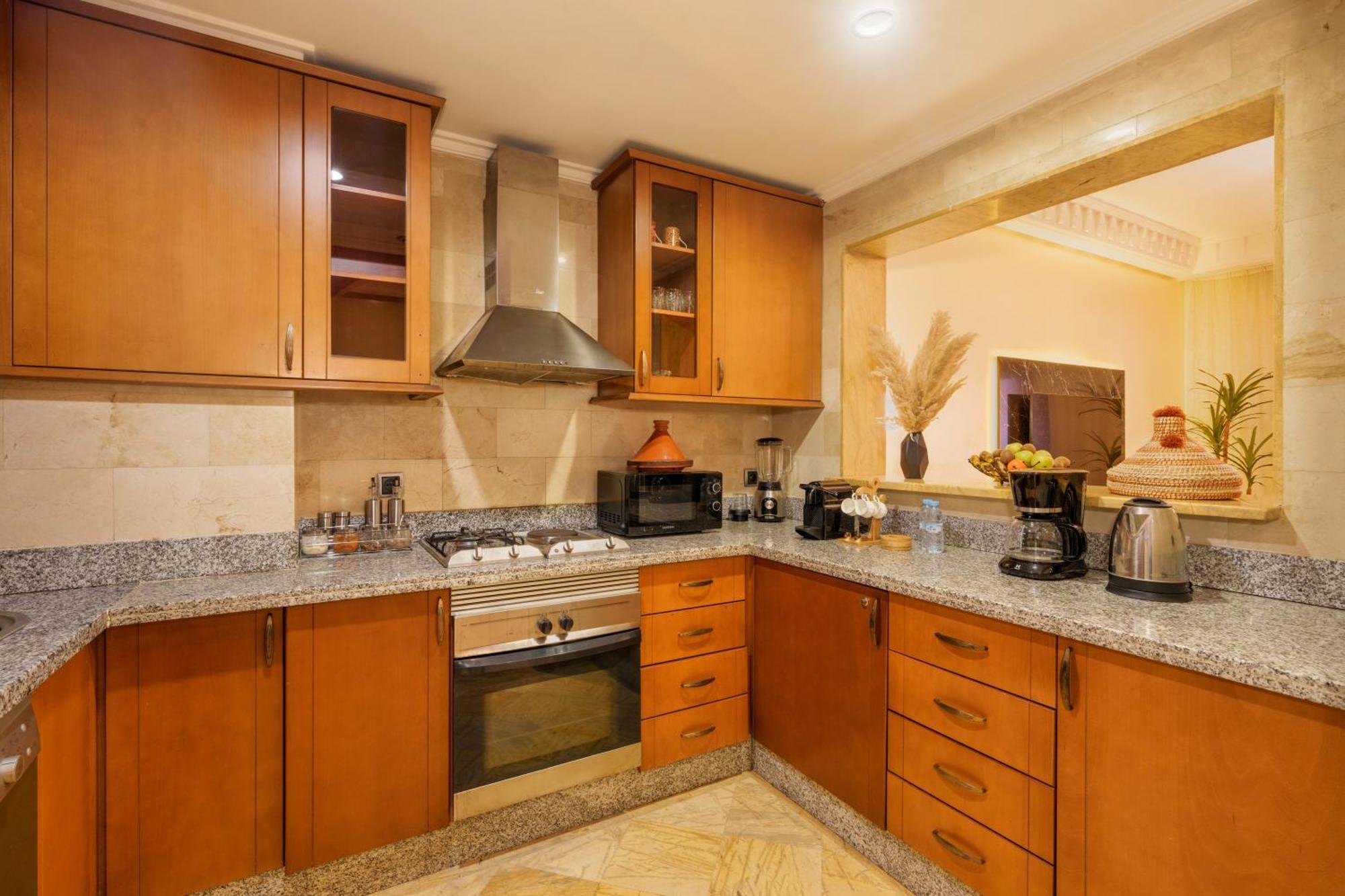 Appartement Haut Standing Gueliz Plaza Avec Vue Marrakesh Exterior foto